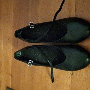 Black Character Shoe, Capezio